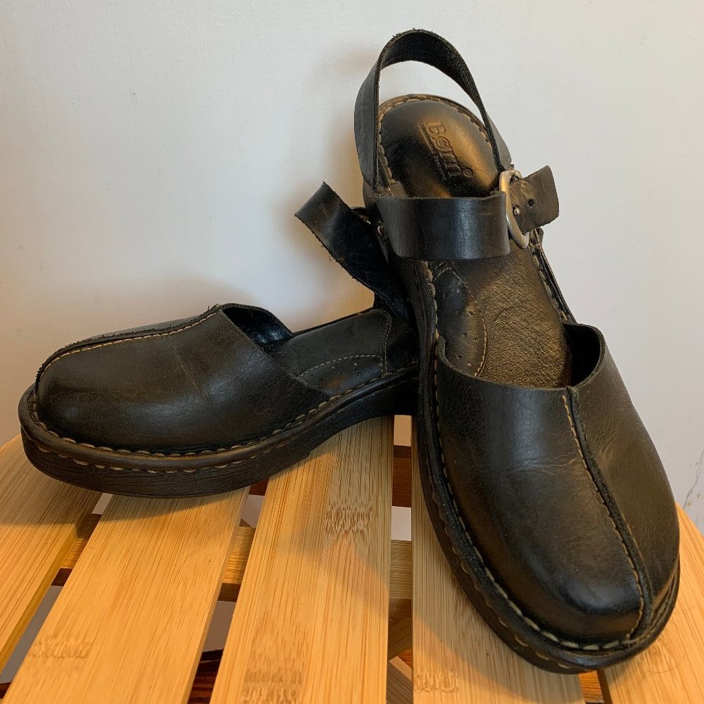 Born Constrast Stitch Clogs